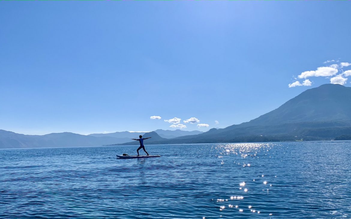 SUP auf dem Lago de Atitlán